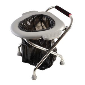 Outdoor toilet with full circle curved legs Outdoor toilet with full circle curved legs
