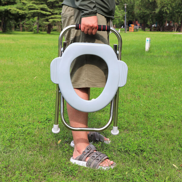 Portable straight leg outdoor toilet without beam